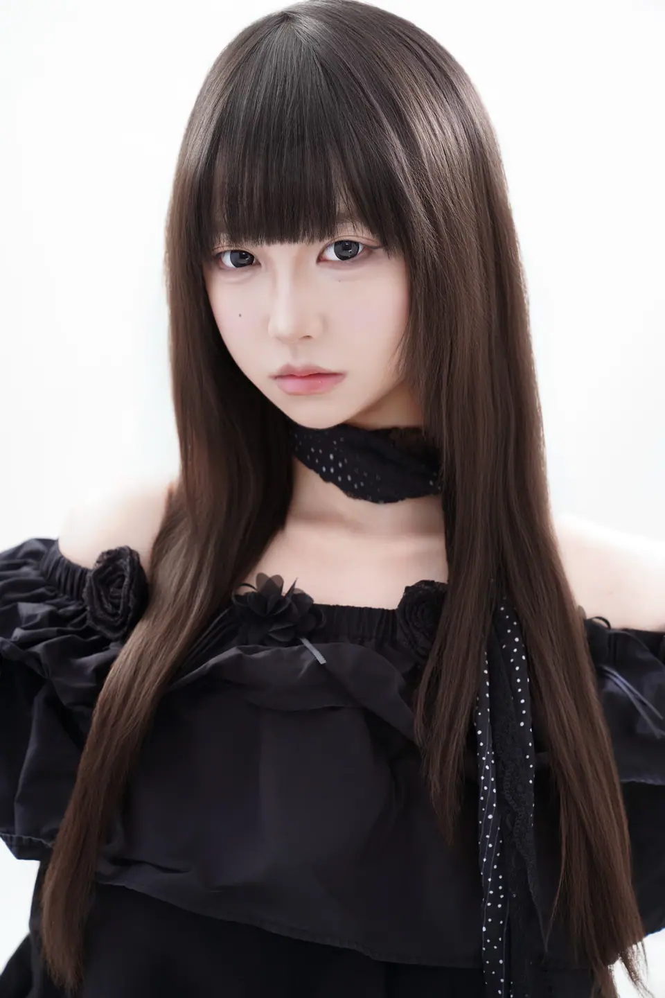 YAN QI RUI
